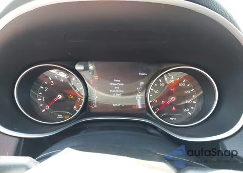 2018 Jeep Compass Altitude 4X4 z USA, uszkodzony, nr VIN 3C4NJDBB3JT395840